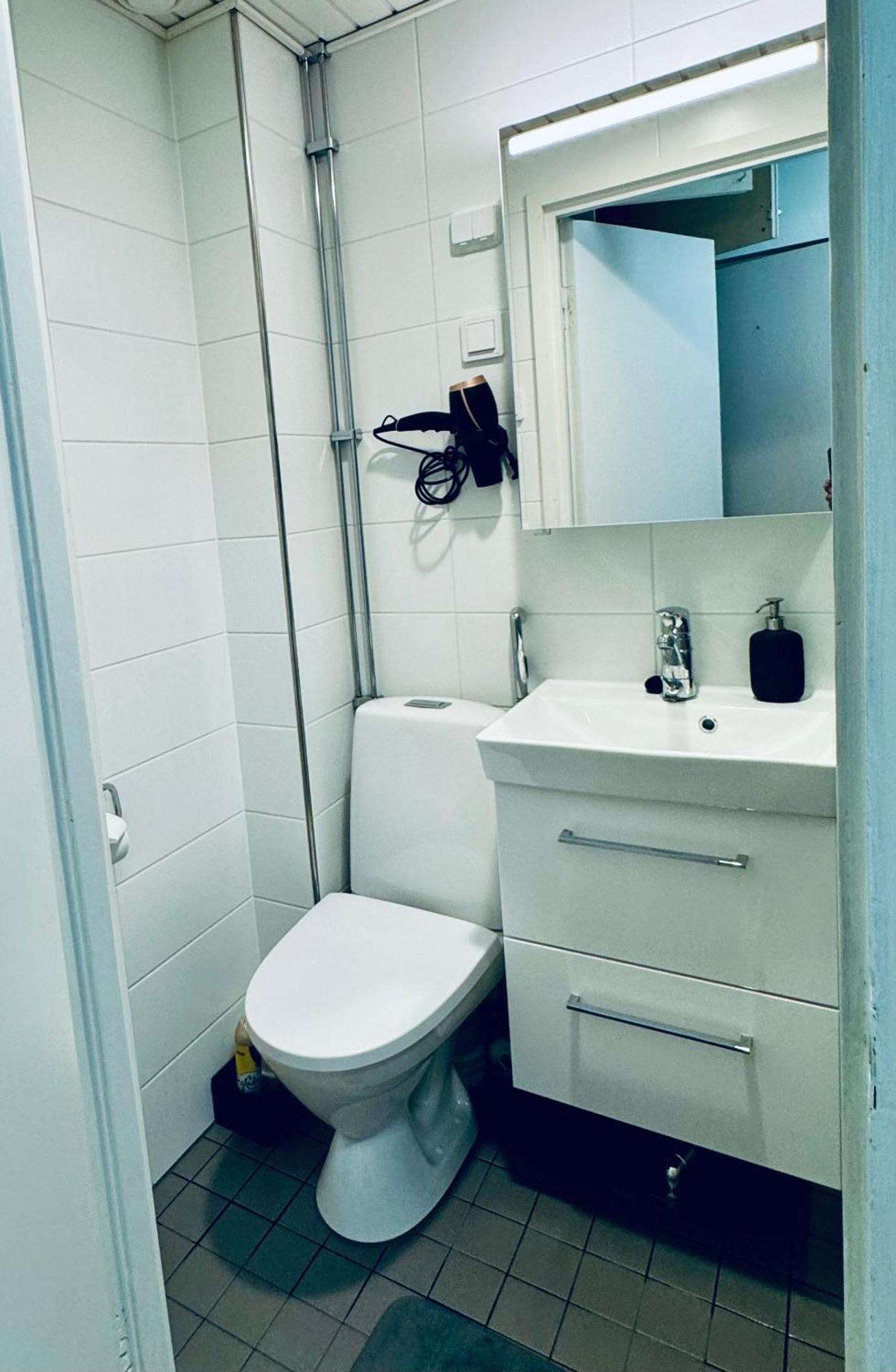 Modern Apartment Urban Tranquil, Great Location And Transport Connections Helsingfors Exteriör bild